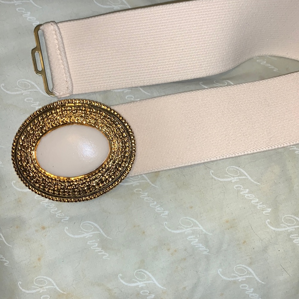 GOTTA See this!!!  DAY LOR VINTAGE BELT
